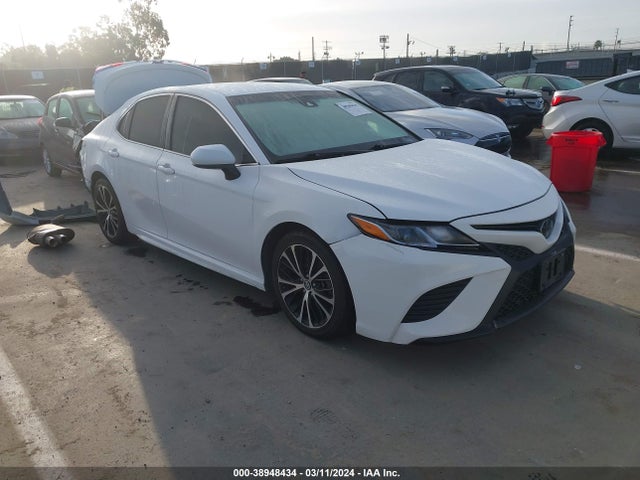 Toyota CAMRY SE 2019 4T1B11HK7KU824702 головне зображення