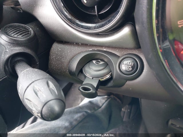 2015 MINI CONVERTIBLE WMWZP3C54F2A91170 Photo 10