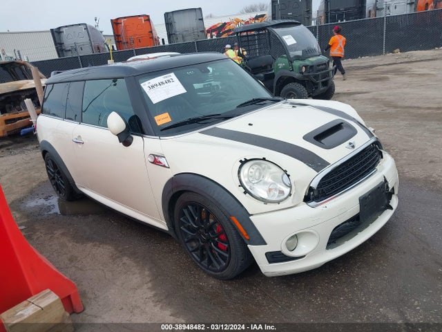 2009 MINI JOHN COOPER WORKS CLUBMAN WMWMM93549TL04023 Photo 0