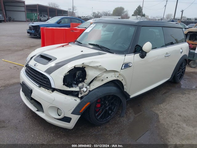 2009 MINI JOHN COOPER WORKS CLUBMAN WMWMM93549TL04023 Photo 1