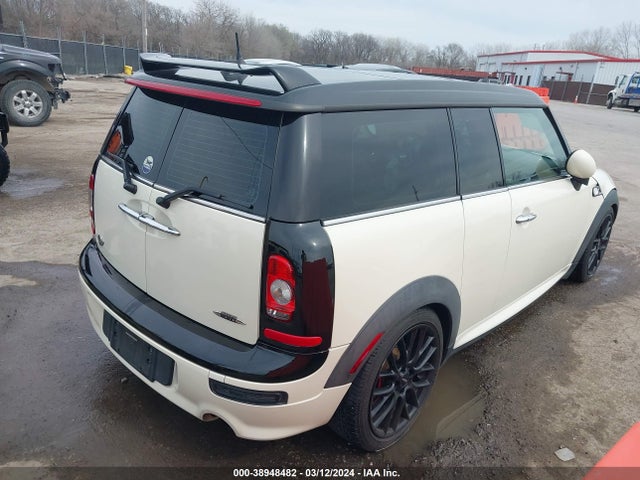 2009 MINI JOHN COOPER WORKS CLUBMAN WMWMM93549TL04023 Photo 3