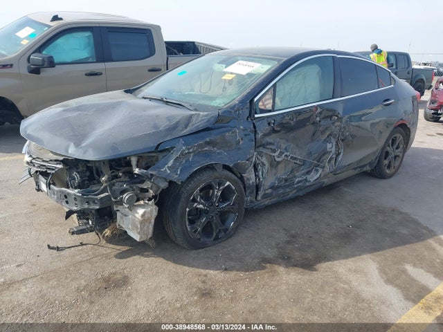 Chevrolet Cruze Premier Auto 2018 1G1BF5SM2J7119979 Image 2