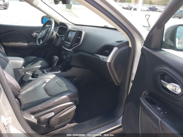 1C4PJMBS0HW532844 Jeep Cherokee Trailhawk L Plus 4x4