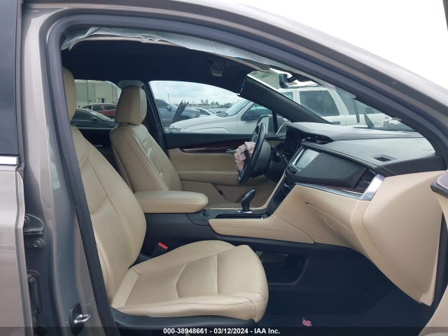 1GYKNCRS5KZ106212 Cadillac XT5 LUXURY