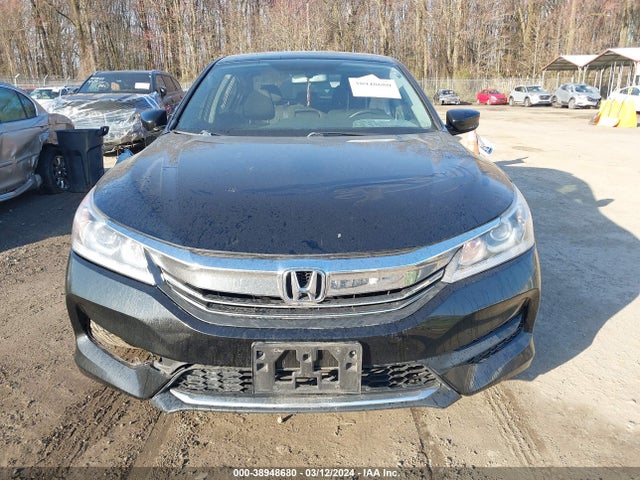 Продажа на аукционе авто 2017 Honda Accord Lx, vin: 1HGCR2F35HA181927, номер лота: 38948680