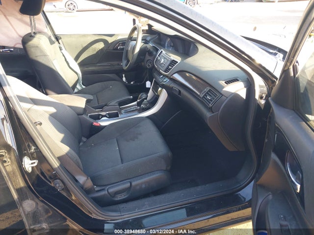 Продажа на аукционе авто 2017 Honda Accord Lx, vin: 1HGCR2F35HA181927, номер лота: 38948680