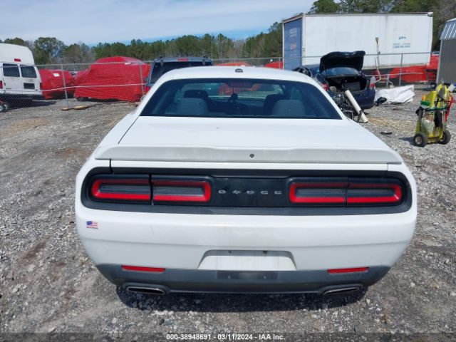 2C3CDZAG0KH669437 Dodge Challenger Sxt