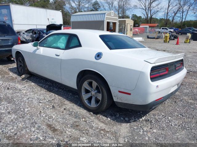 2C3CDZAG0KH669437 Dodge Challenger Sxt