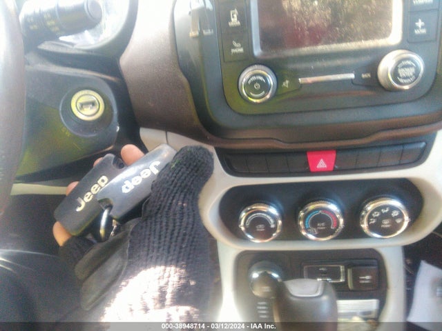 Jeep Renegade Latitude 2015 ZACCJBBT0FPB73832 Image 11