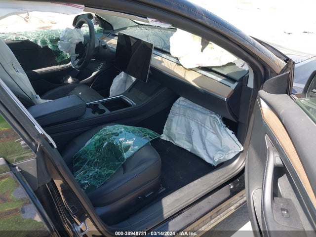 2023 TESLA MODEL 3 5YJ3E1EA0PF437174 Photo 4