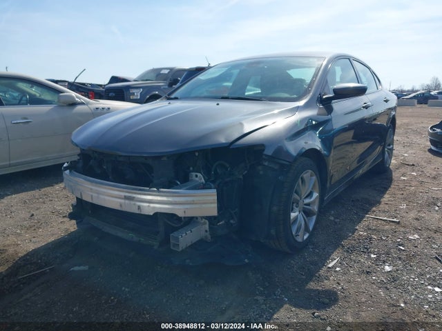 Chrysler 200 S 2015 1C3CCCBB5FN713268 Image 2
