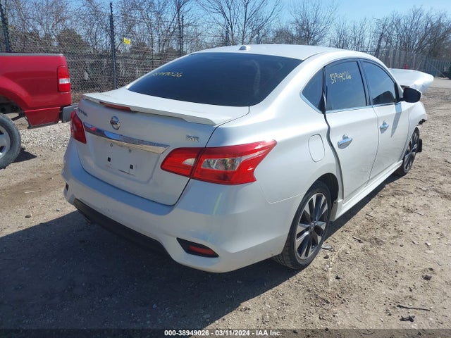 Nissan SENTRA SR 2016 3N1AB7APXGY291063 Image 4