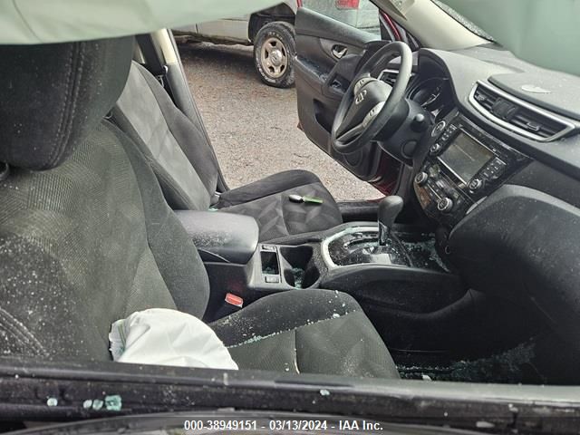 5N1AT2MV9FC868952 Nissan ROGUE SV