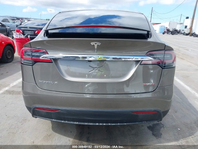 Tesla Model X 60d/p100d/p90d 2016 5YJXCAE40GFS00542 Image 16