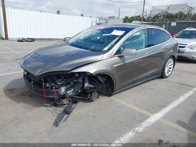 Tesla Model X 60d/p100d/p90d 2016 5YJXCAE40GFS00542 Image 2