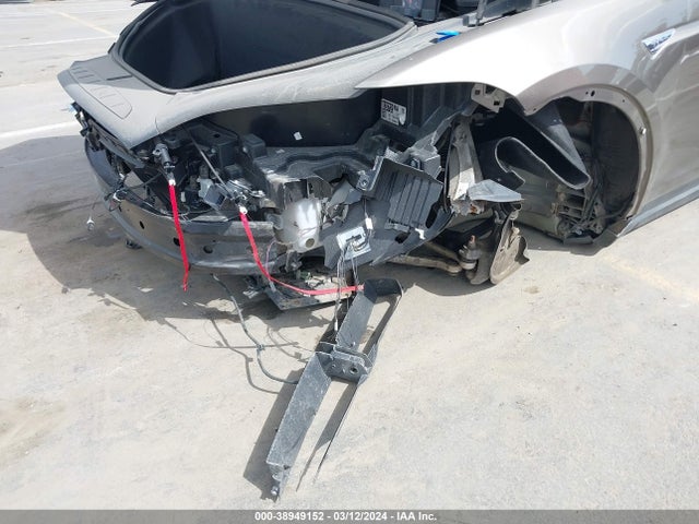 Tesla Model X 60d/p100d/p90d 2016 5YJXCAE40GFS00542 Image 6