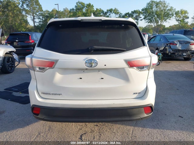 Toyota Highlander Xle V6 2015 5TDKKRFH8FS087205 Image 16