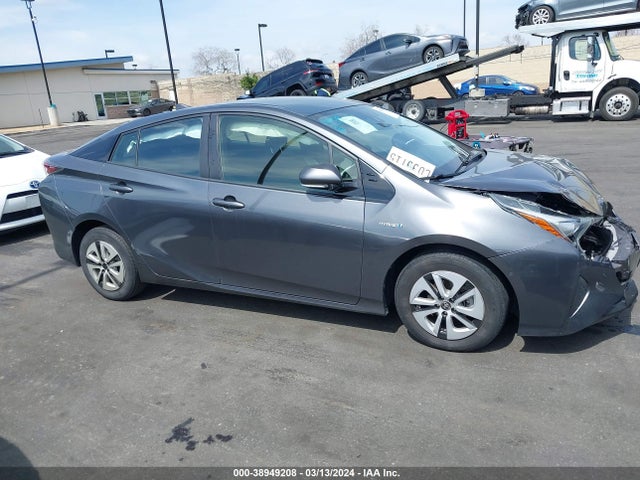 Toyota Prius Two 2018 JTDKBRFU1J3082287 Image 13