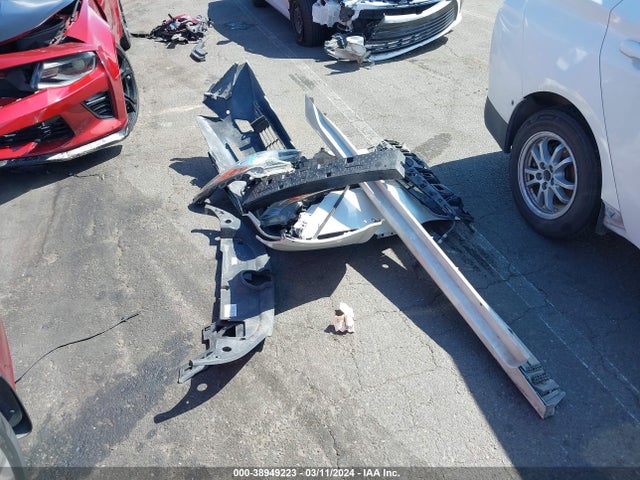 Toyota Prius Three 2017 JTDKARFU5H3051444 Image 12
