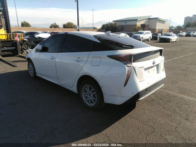 Toyota Prius Three 2017 JTDKARFU5H3051444 Image 3