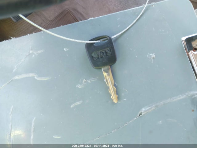 2000 FORD EXPLORER SPORT VIN: 1FMYU60E8YUB10820