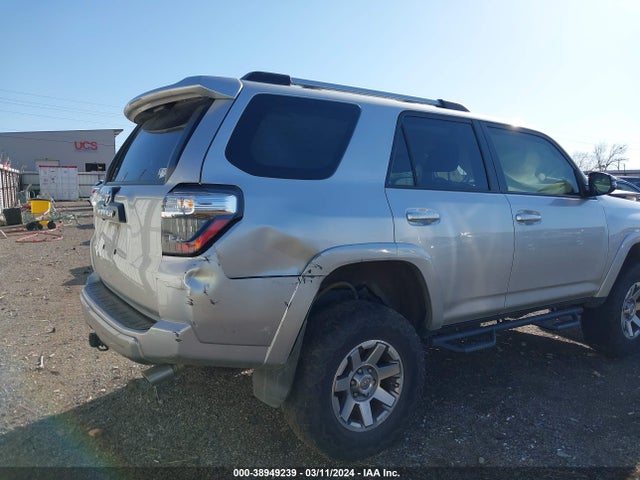 Toyota 4runner Trail Premium 2016 JTEBU5JR2G5330982 Image 12