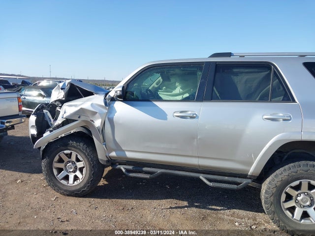 Toyota 4runner Trail Premium 2016 JTEBU5JR2G5330982 Image 18