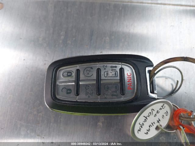 2C4RC1DG3LR266134 Chrysler Voyager Lxi