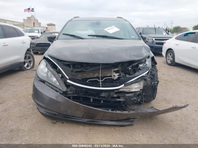 2C4RC1DG3LR266134 Chrysler Voyager Lxi