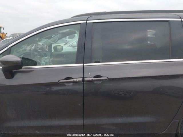 2C4RC1DG3LR266134 Chrysler Voyager Lxi