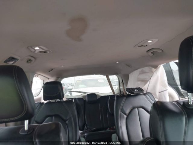 2C4RC1DG3LR266134 Chrysler Voyager Lxi