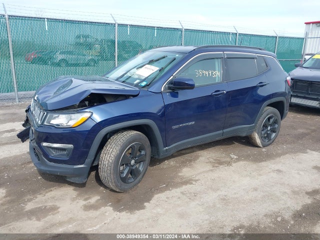 Jeep Compass Latitude 4x4 2018 3C4NJDBB5JT485619 Image 2