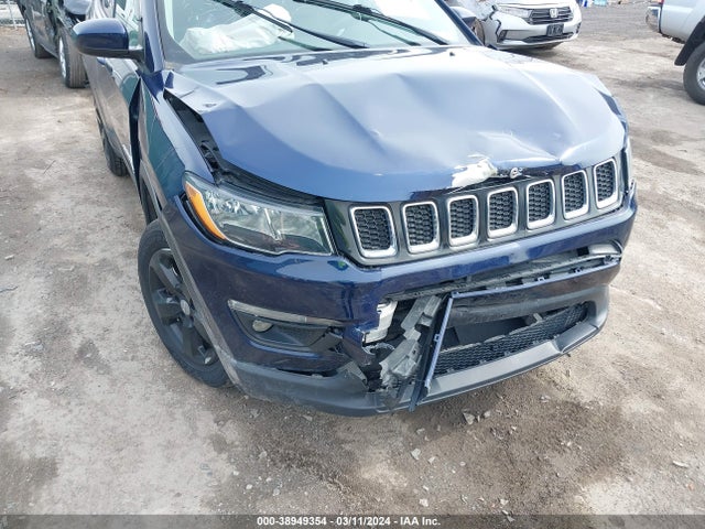 Jeep Compass Latitude 4x4 2018 3C4NJDBB5JT485619 Image 6