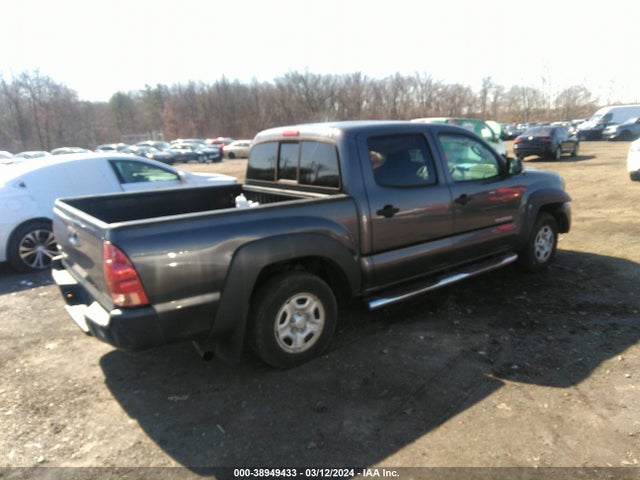 Toyota Tacoma 2015 5TFJX4CN8FX050353 Image 4