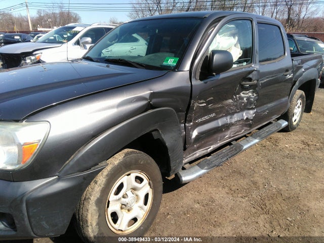 Toyota Tacoma 2015 5TFJX4CN8FX050353 Image 6