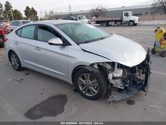 2018 5NPD84LF1JH278637 main image