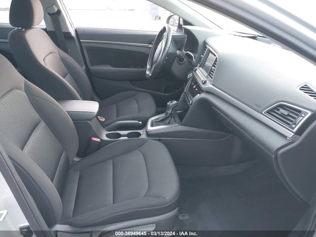 Hyundai Elantra Value Edition 2018 5NPD84LF1JH278637 Image 5