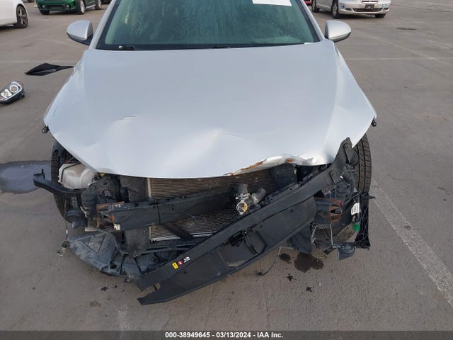 Hyundai Elantra Value Edition 2018 5NPD84LF1JH278637 Image 6