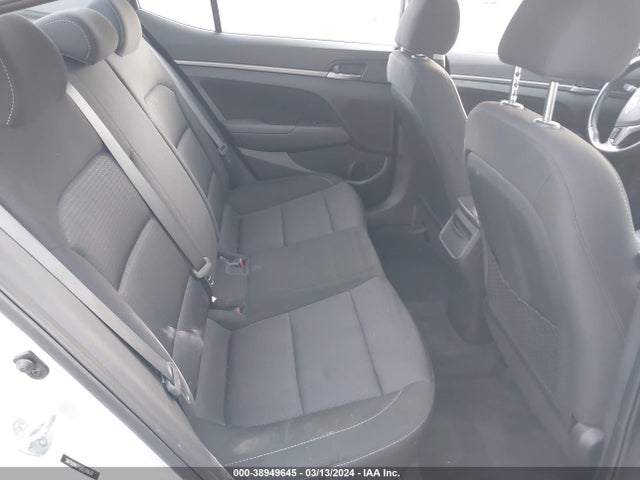 Hyundai Elantra Value Edition 2018 5NPD84LF1JH278637 Image 8