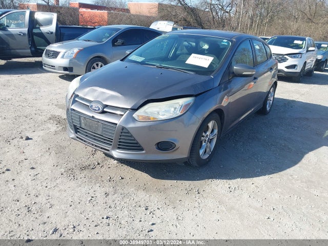 Ford FOCUS SE 2014 1FADP3K26EL288292 Image 2