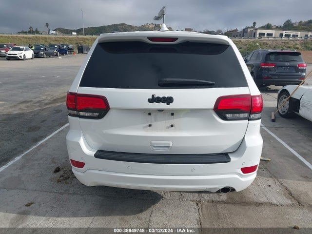 1C4RJEAG3NC153278 Jeep Grand Cherokee Wk Laredo X 4x2
