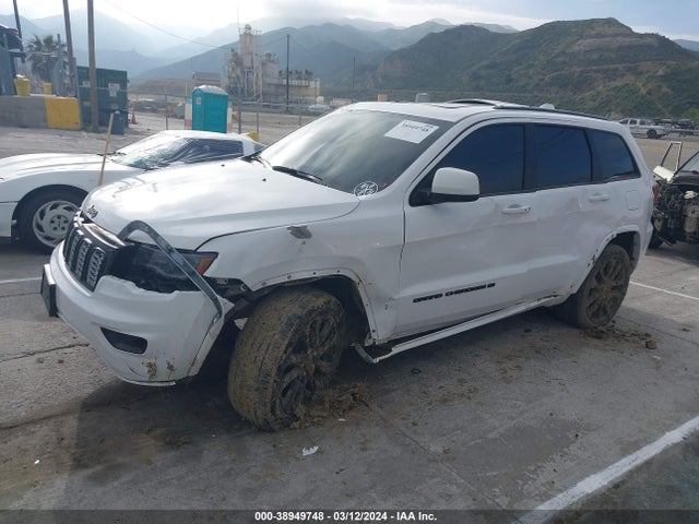 1C4RJEAG3NC153278 Jeep Grand Cherokee Wk Laredo X 4x2