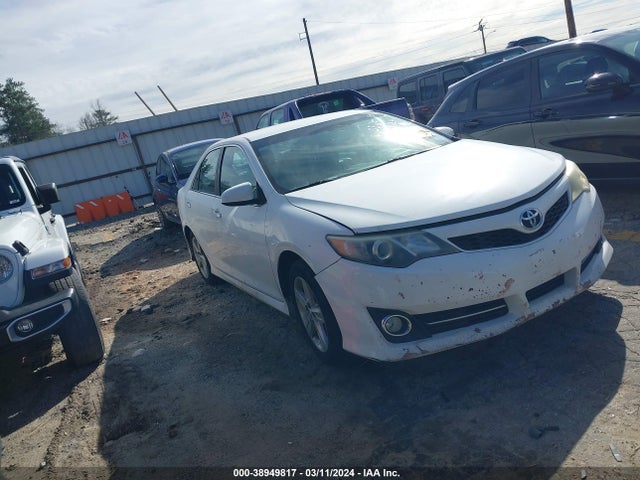 2014 4T1BF1FK5EU750365 main image