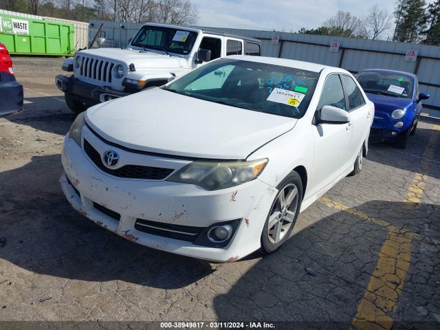 Toyota CAMRY SE 2014 4T1BF1FK5EU750365 Image 2
