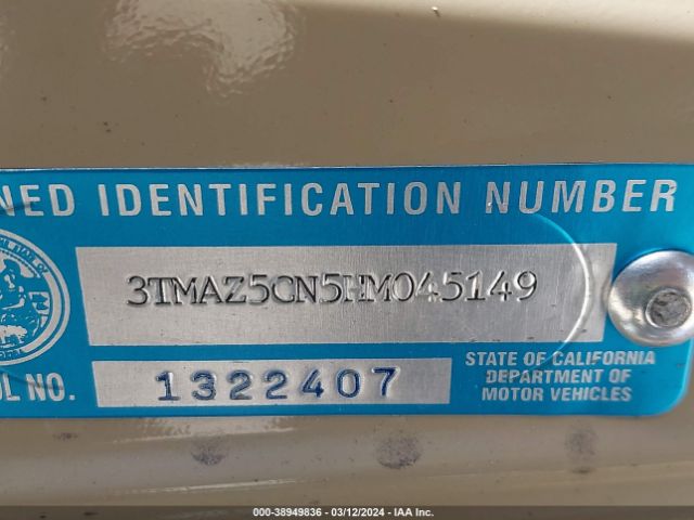 3TMAZ5CN5HM045149 Toyota Tacoma Sr5 V6
