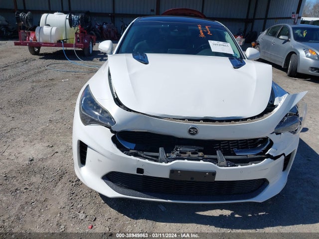 KIA Stinger Premium 2018 KNAE25LA1J6033425 Image 12