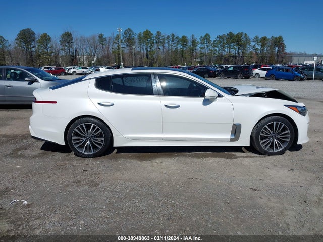 KIA Stinger Premium 2018 KNAE25LA1J6033425 Image 13