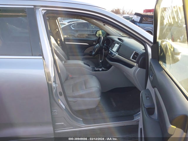 Toyota Highlander Xle V6 2015 5TDKKRFH1FS075686 Image 5