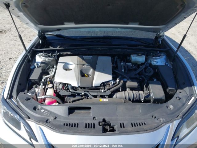 JTHB21B15K2040496 Lexus ES 300H