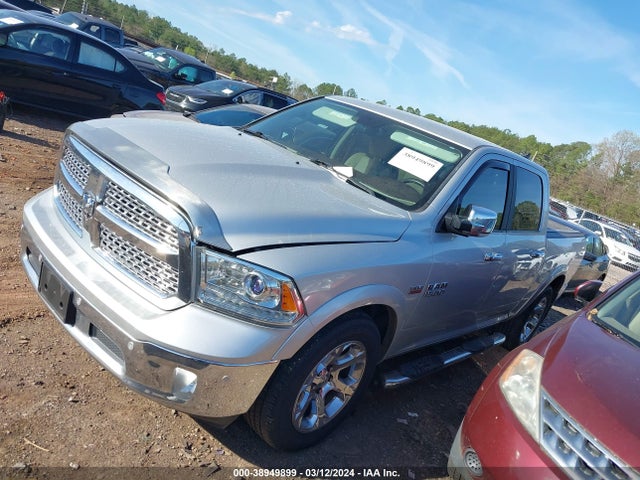 RAM 1500 Laramie  4x2 5'7 Box 2017 1C6RR6NT9HS591827 Image 14